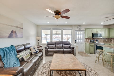 Dock & Patio: Possum Kingdom Lake House House in Possum Kingdom Lake