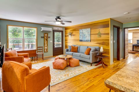 Peaceful Cabin at Lake Logan w/ Spacious Yard! House in Tennessee