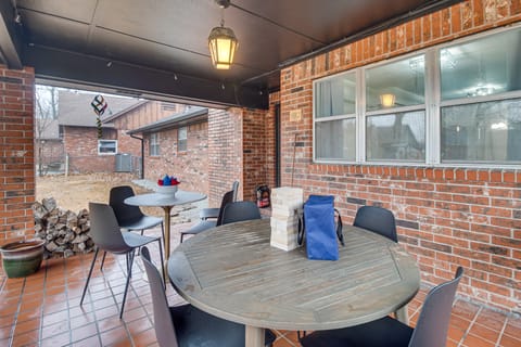 Right Off Route 66: Retro Vinita Home w/ Game Room House in Ozark Mountains