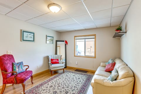 1 Mi to Downtown: Welcoming Winona Duplex Apartment in Winona
