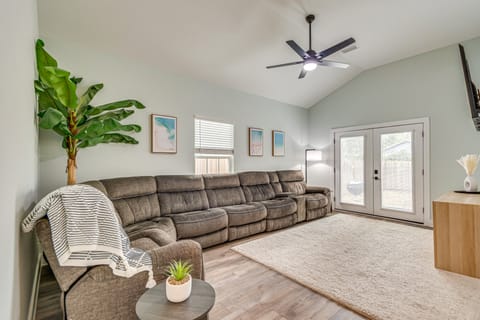 1 Mi to Dtwn: Pet-Friendly Pensacola Getaway! House in Pensacola