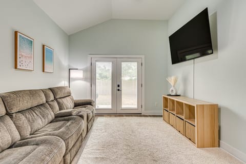 1 Mi to Dtwn: Pet-Friendly Pensacola Getaway! House in Pensacola