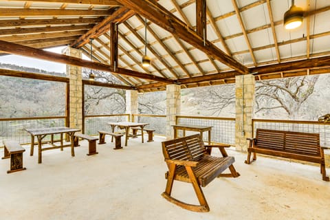 Fire Pit, Views: Peaceful Texas Hill Country Cabin House in Rio Grande