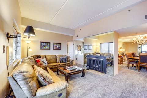 Pool Access! Ski-In/Out Sugar Mtn Gem w/ Views Apartment in Sugar Mountain