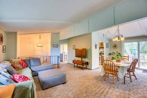 8 Mi to Crystal Mountain: Peaceful Up North Home House in Michigan