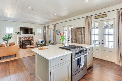 Lake Access & Boat Dock: Getaway in Dadeville! House in Lake Martin