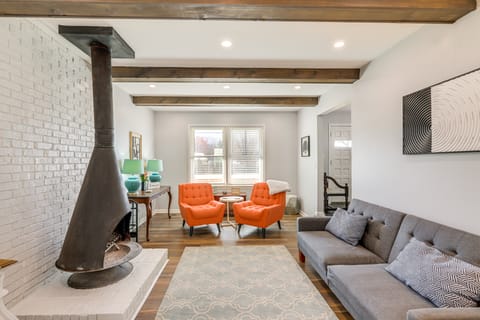 10 Mi to Downtown Macon: Family Home w/ Patio! House in Georgia