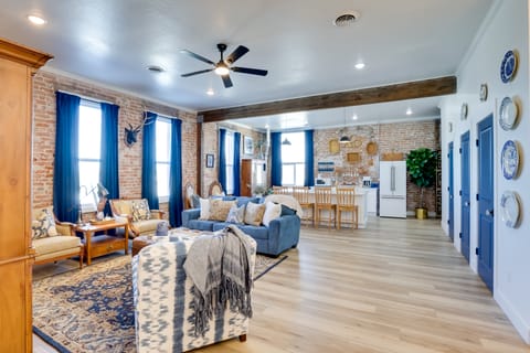 Downtown Emmett Apt: 7 Mi to Black Canyon Dam Apartment in Salmon River