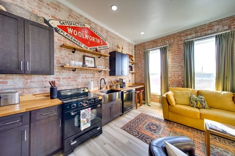 Walk to Shops & Eats: Charming Dtwn Emmett Apt! Apartment in Salmon River