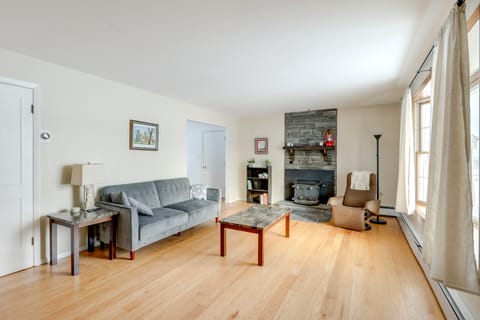 Deck & Fire Pit: Cozy Escape in Morrisville! House in Adirondack Mountains