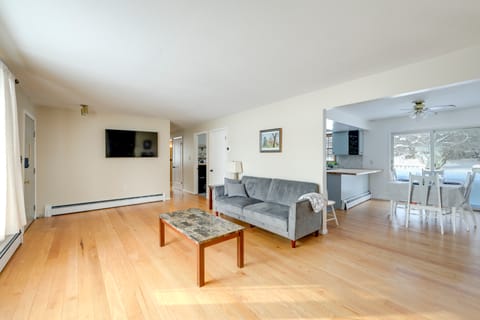 Deck & Fire Pit: Cozy Escape in Morrisville! House in Adirondack Mountains