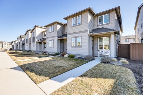 Hike, Bike & Ski: All-Season Bend Escape Apartment in Bend