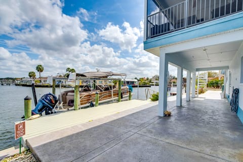 Waterfront Gem w/ Dock in Crystal River! House in Crystal River