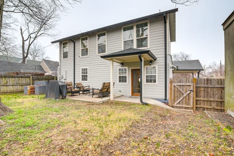 Walk to Eats: Midtown Memphis Home w/ Patio! House in Memphis