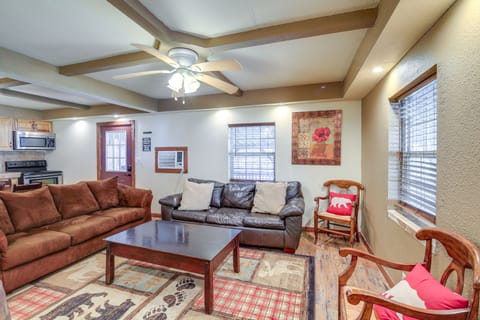 Near Riding Trails for ATVs: Cabin in Delbarton House in West Virginia