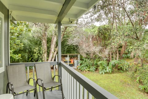 2 Mi to Hawaii Volcanoes Nat'l Park: House w/ Deck House in Volcano