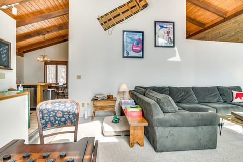 Ski, Game & Grill: Family Retreat in Glen House in Glen