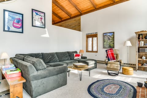 Ski, Game & Grill: Family Retreat in Glen House in Glen