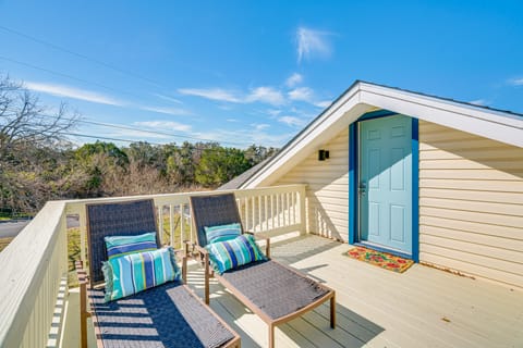 Hill Country Retreat w/ Lake View, Deck & Balcony House in Lake Travis