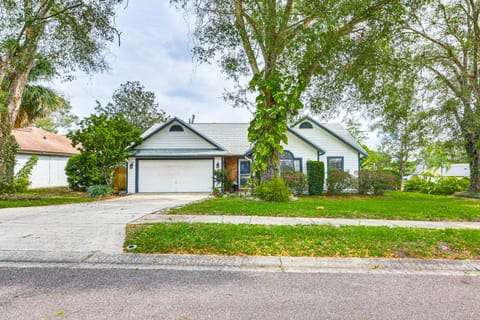 Swim, Golf & Relax: Lovely Home in Lake Mary House in Lake Mary