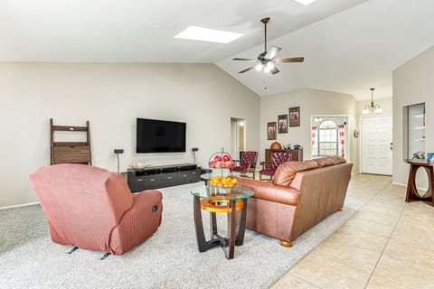 Swim, Golf & Relax: Lovely Home in Lake Mary House in Lake Mary