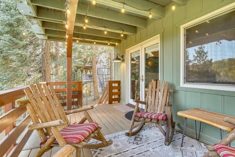 Family-Friendly Lake Arrowhead Cabin w/ Game Room! House in Lake Arrowhead