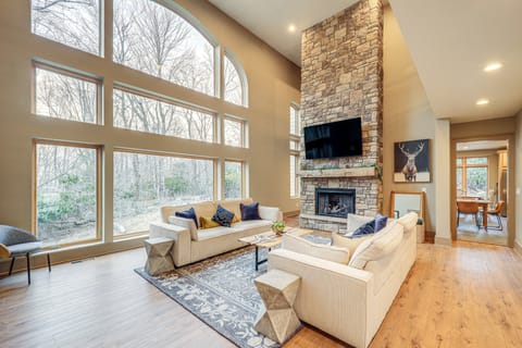 Group Getaway! 8,000-Sq-Ft Gem, Arcade + Theater House in Beech Mountain