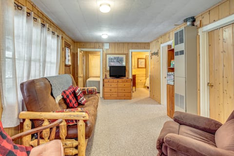 South Twin Lake Cabin w/ Seasonal Dock & Slip! House in Wisconsin