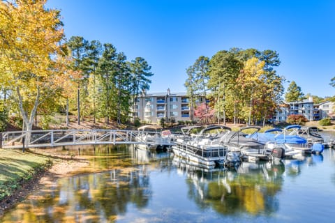 Boat, Golf & Swim: Keowee Key Condo w/ Lake Views Apartment in Lake Keowee