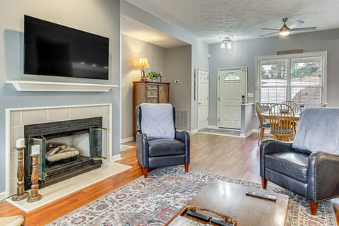 Scenic Water Views: Lakefront Home in McCormick! Apartment in Clarks Hill Lake