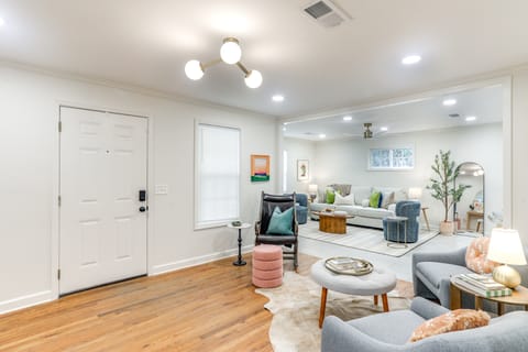 2 Mi to Ole Miss: Modern Home in Historic District House in Oxford