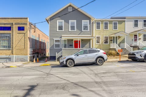 Walk to Dtwn Hudson: Cozy Upstate Apartment Apartment in Hudson