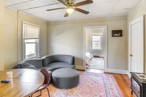 Walk to Dtwn Hudson: Cozy Upstate Apartment Apartment in Hudson