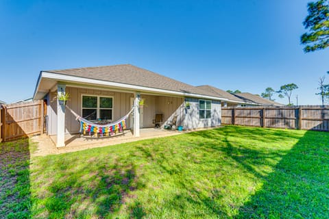 6 Mi to Gulf Shores Beach: Family Getaway! House in Foley