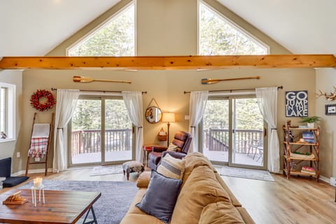 Walk to Lake Harmony: Family Retreat w/ Decks! House in Hickory Run State Park