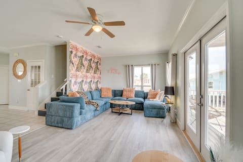 2 Blocks to Beach: Gulf Shores Getaway w/ Dock! Apartment in West Beach