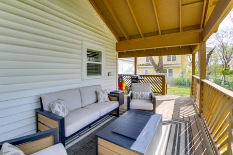 Walk to Casino: Home w/ Deck in Hot Springs! House in Hot Springs