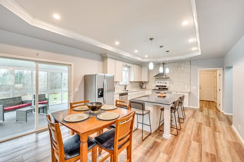 3 Mi to Dtwn: Family-Friendly Home in South Haven! House in Michigan