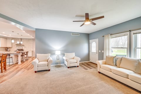 3 Mi to Dtwn: Family-Friendly Home in South Haven! House in Michigan