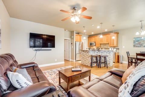 < 1 Mi to Comal Park: Peaceful Duplex w/ Yard! Apartment in Canyon Lake