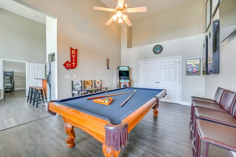 Lake Cumberland Home w/ Hot Tub & Game Room House in Lake Cumberland