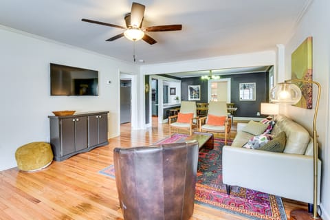 Bike, Hike & Unwind at Doodle Trailside Retreat House in Pickens County