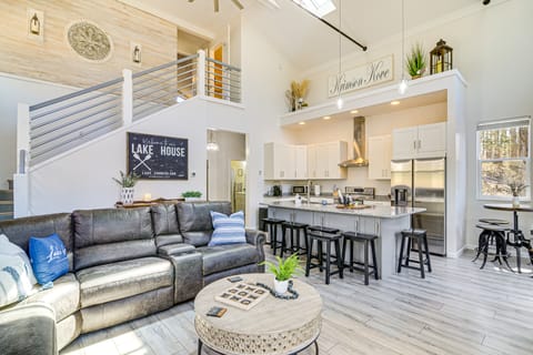 Cumberland Lake Retreat: Furnished Deck & Grill! House in Lake Cumberland