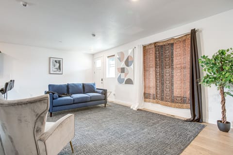 Perfect for Families! Quiet Aurora Home House in Aurora