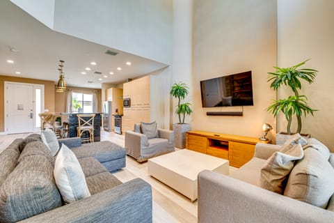 < 2 Mi to WDW Attractions: Luxe Family Getaway! Apartment in Bay Lake