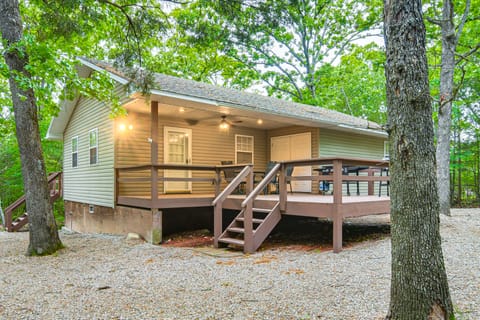 Branson Area Home < 1 Mi to Table Rock Lake! House in Table Rock Lake