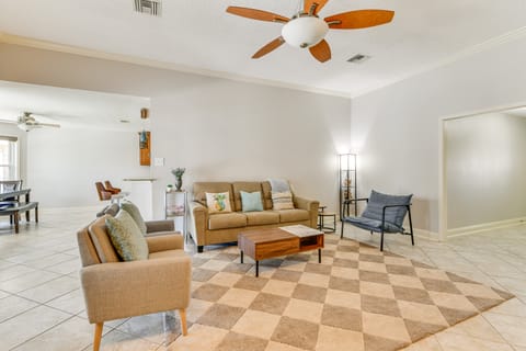 Boat Dock & Lift: Waterfront Getaway in Slidell! House in Eden Isle