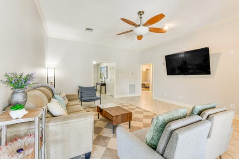 Boat Dock & Lift: Waterfront Getaway in Slidell! House in Eden Isle