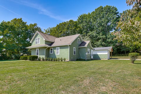 4 Mi to Dtwn: Goodlettsville Getaway w/ Yard House in Goodlettsville