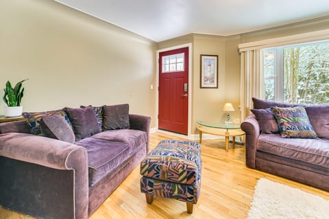 Walk to Lake Huron Beaches: Home w/ Fire Pit! House in Michigan